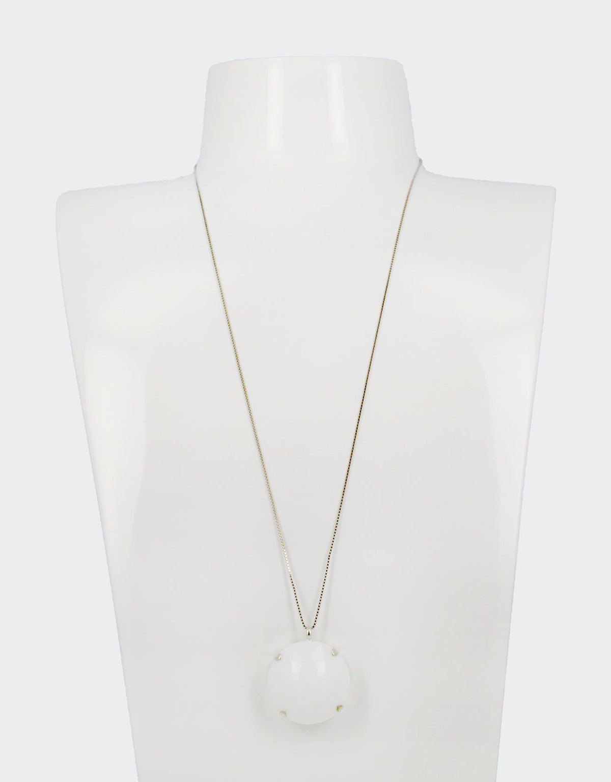 Chalk White/ Silver