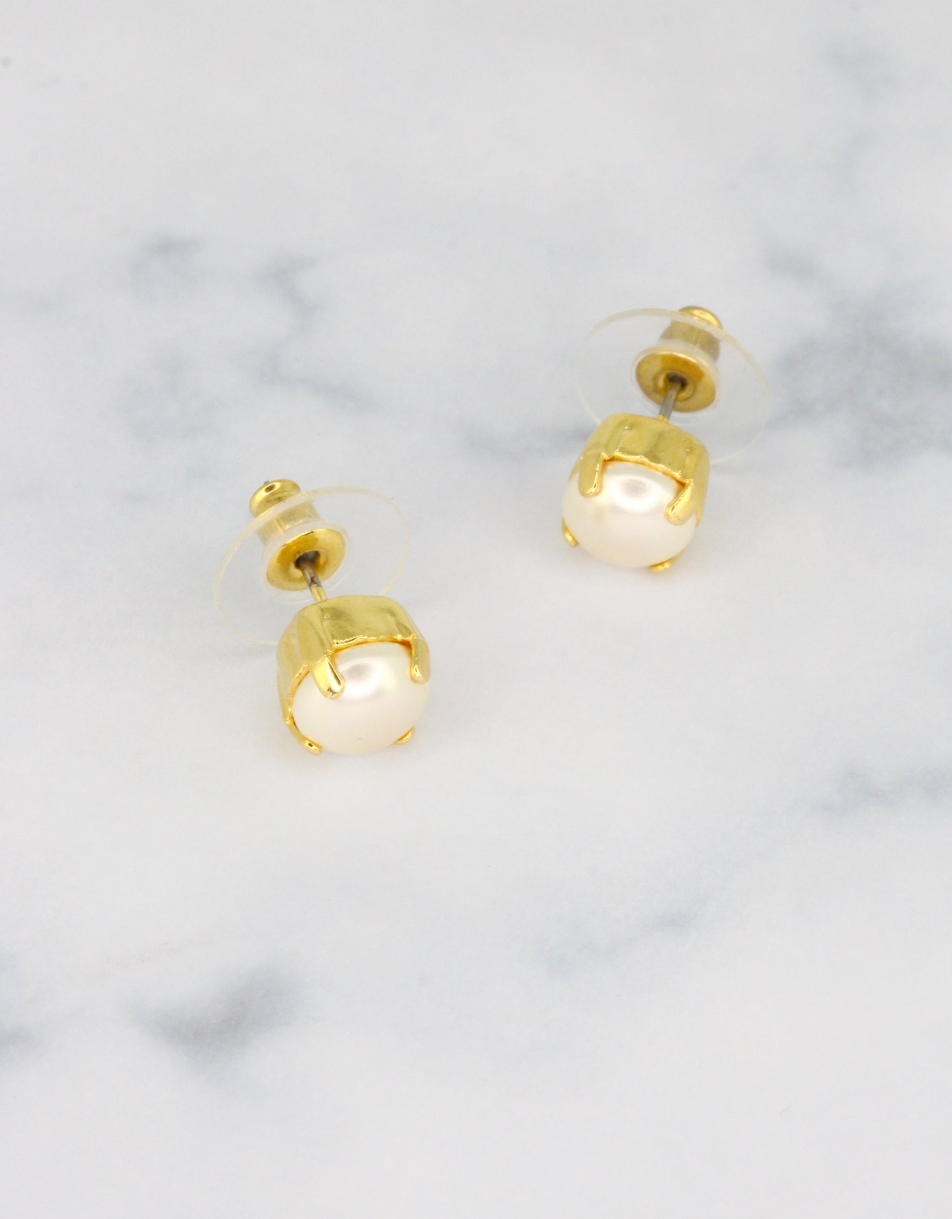 White Pearl/ Gold