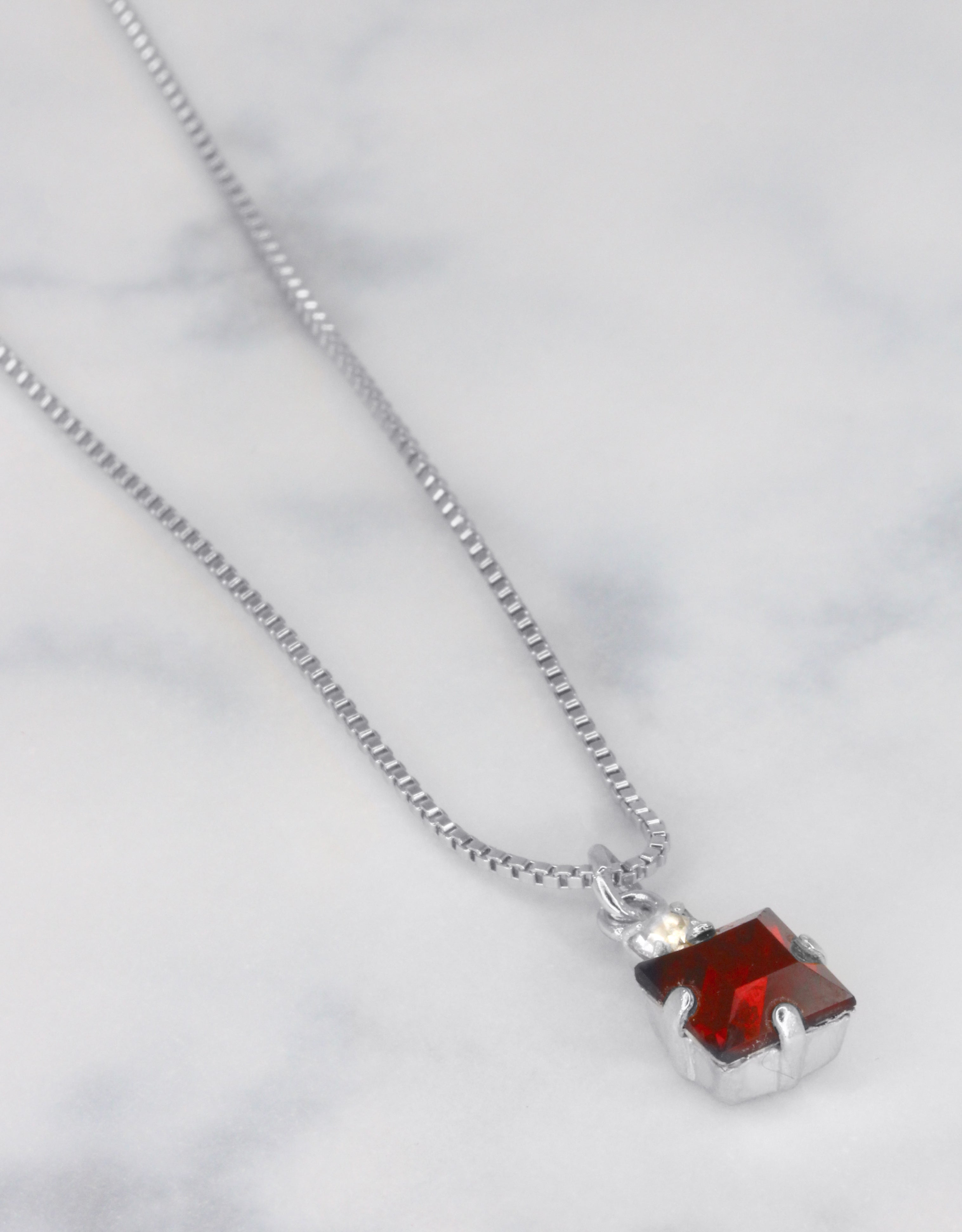 Siam Ruby/ Silver
