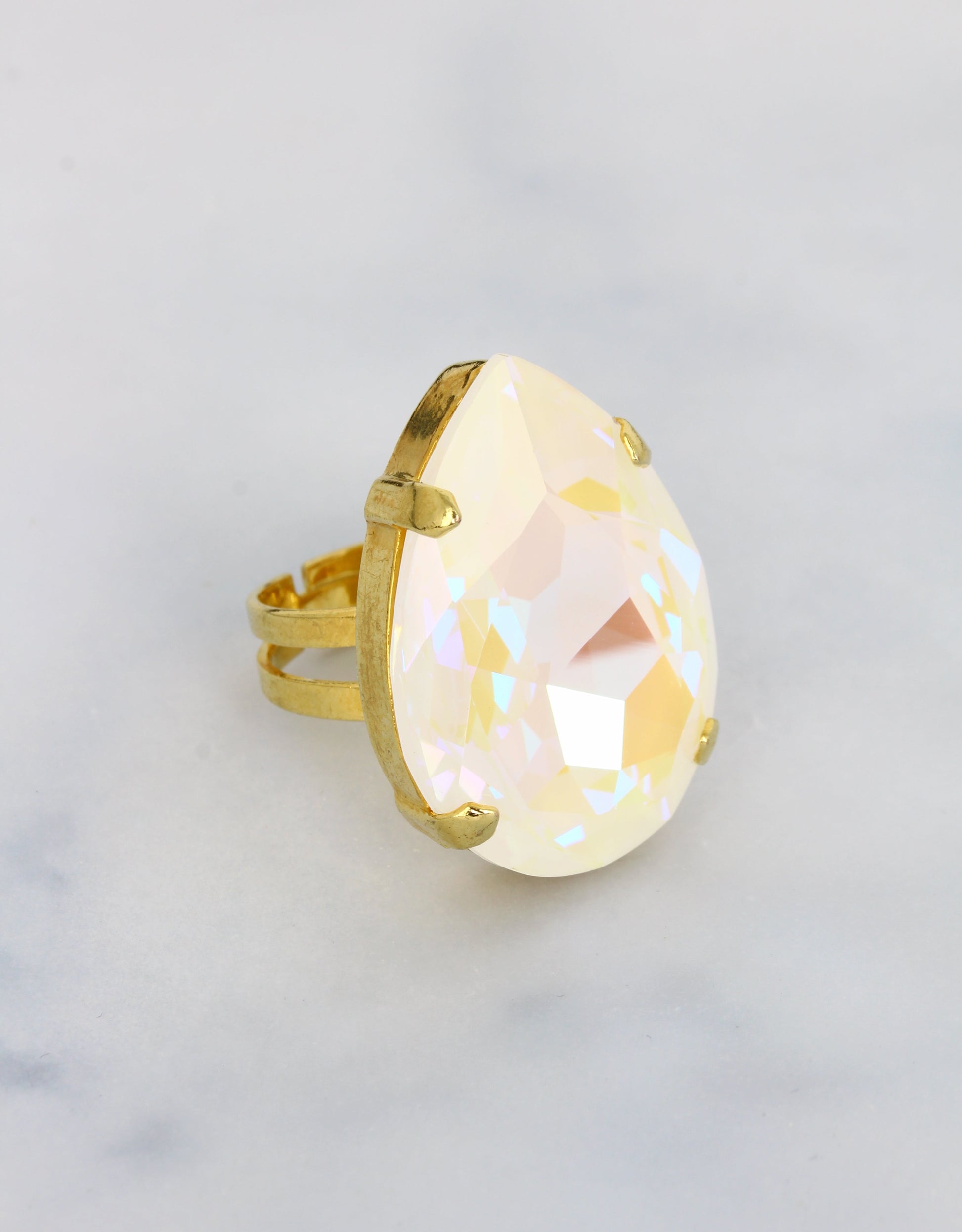 Light Grey Delite/ Gold