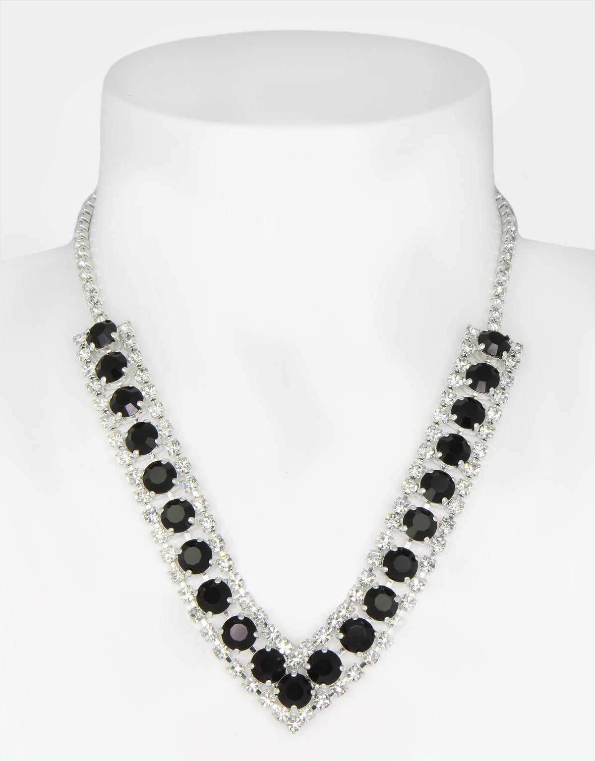 black necklace a fine crystal jewellery