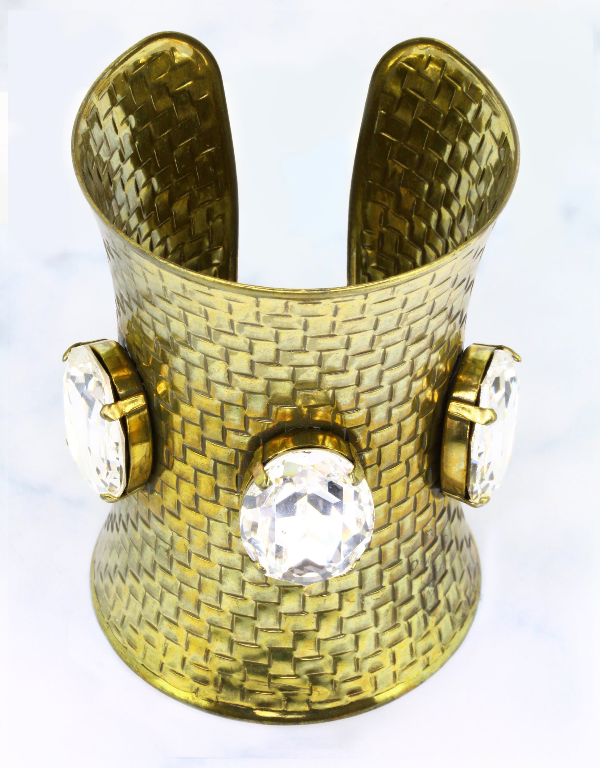 classy cuffs in european style