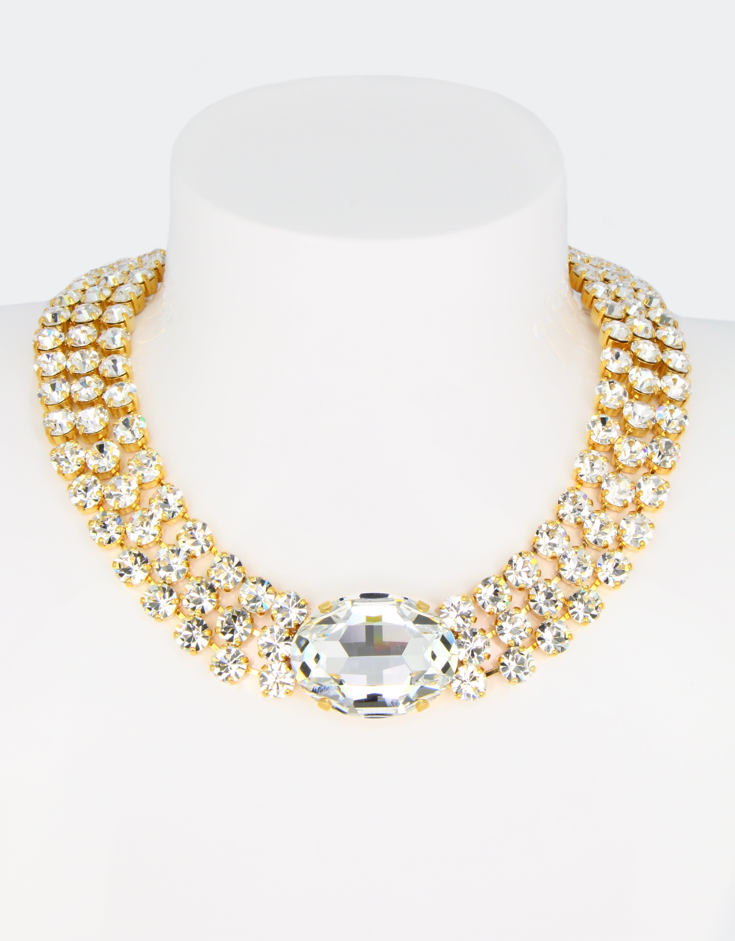 golden necklace a perfect anniversary gift for her