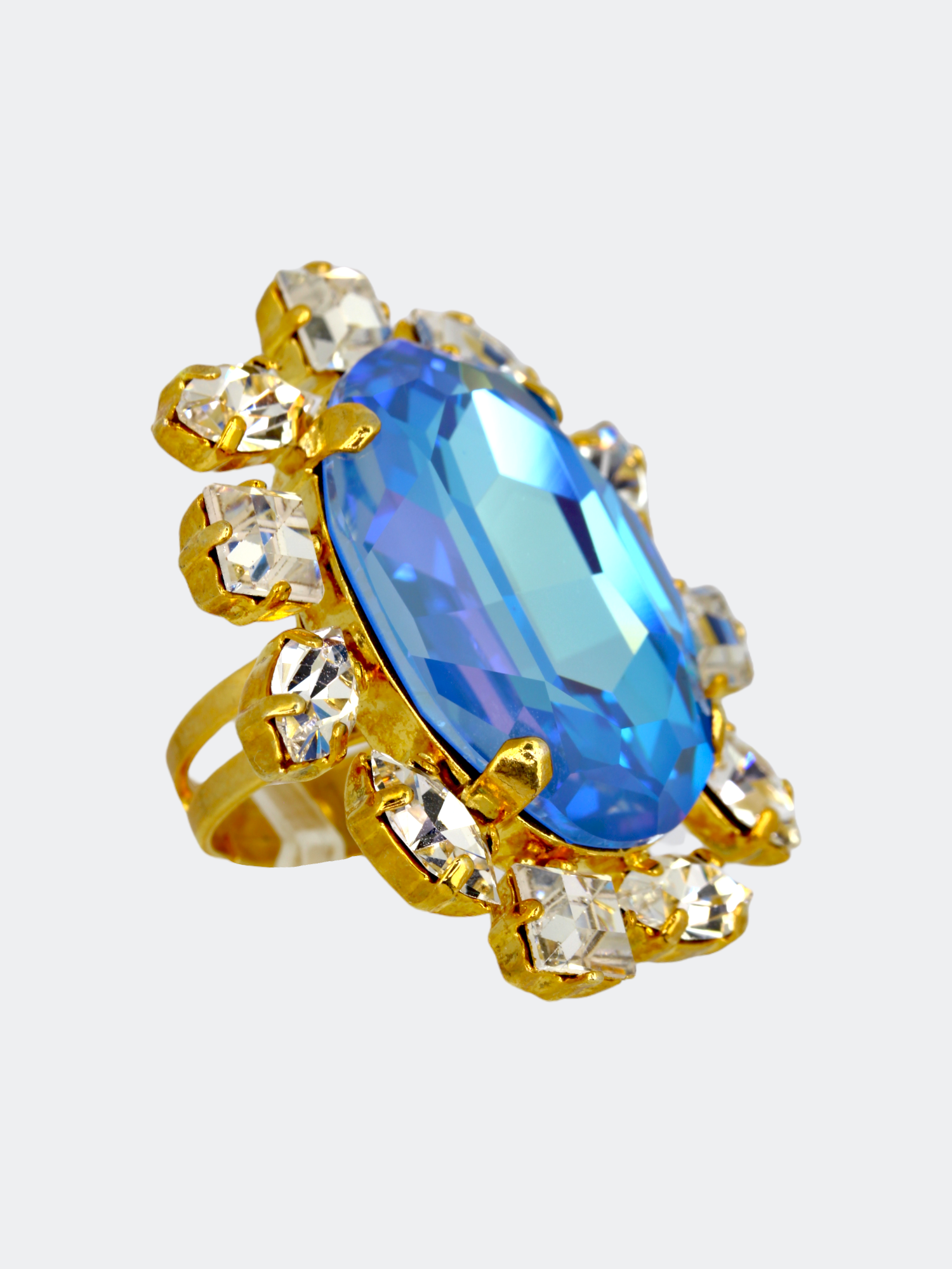 golden band cocktail rings for wedding gifts