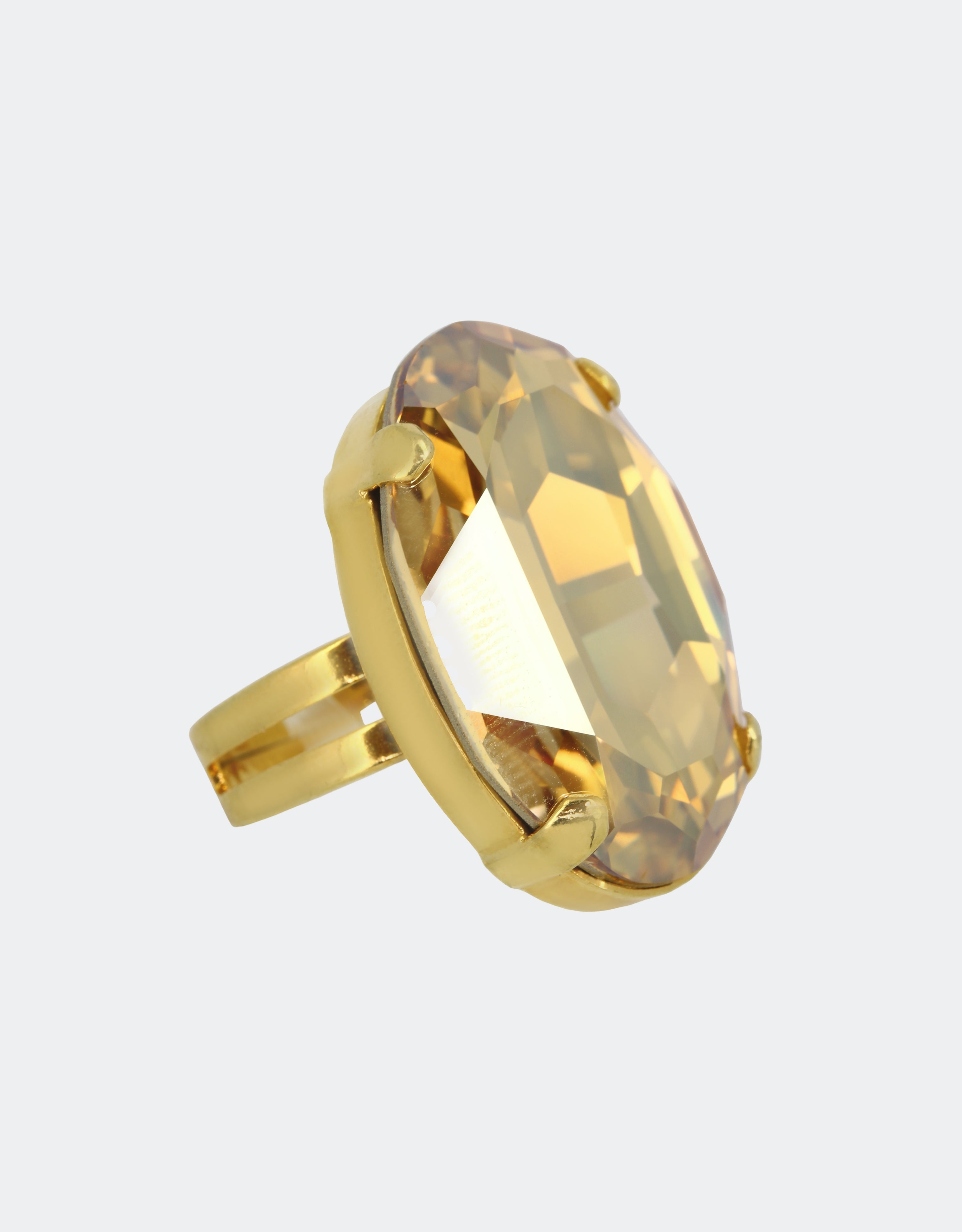 selene crystal golden oval ring is perfect for anniversary gifts for her.