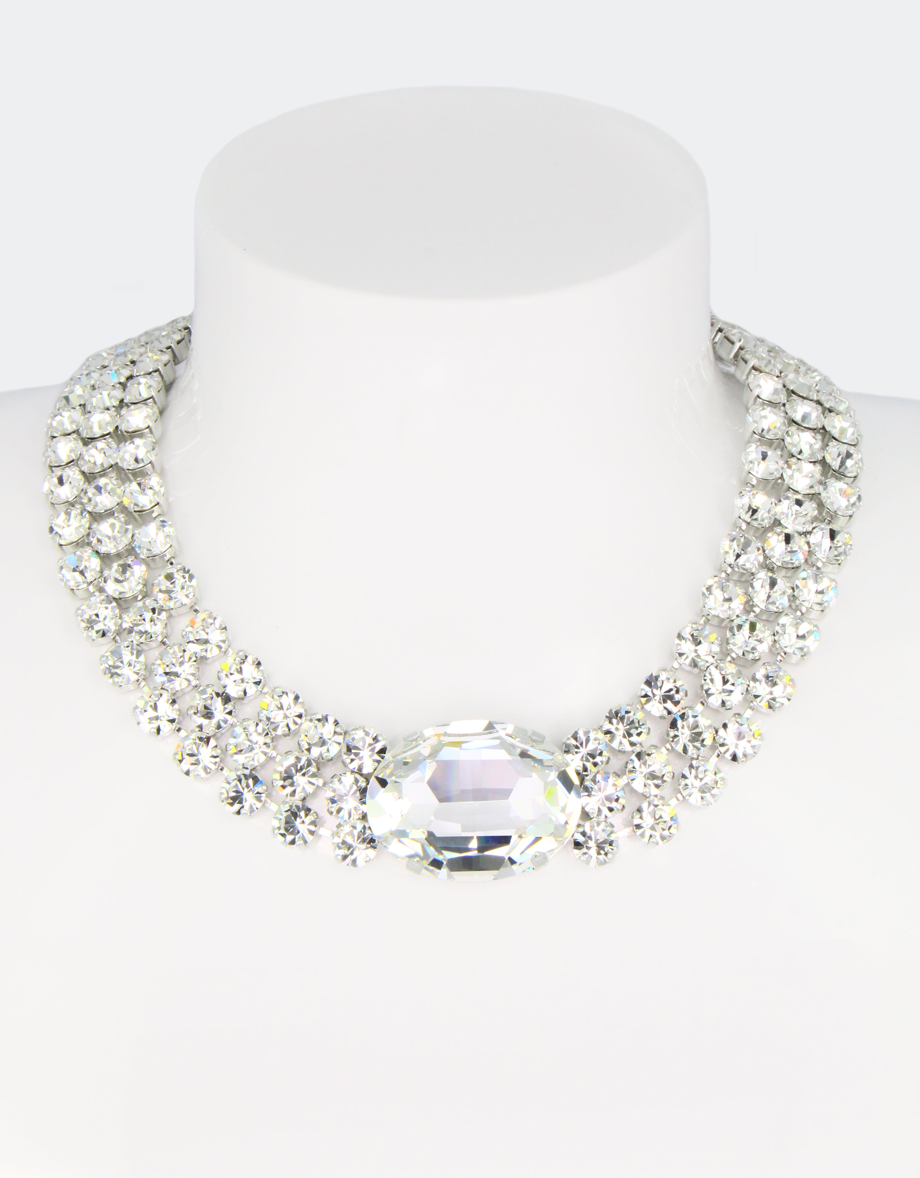 silver crystal necklace suits perfectly for cruise events or luxury resorts events