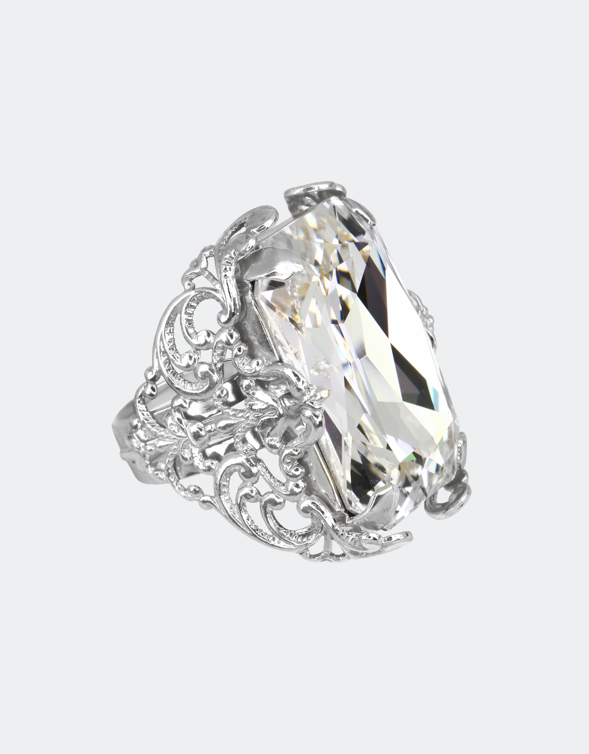 silver crystal ring for men & women, a statement piece 