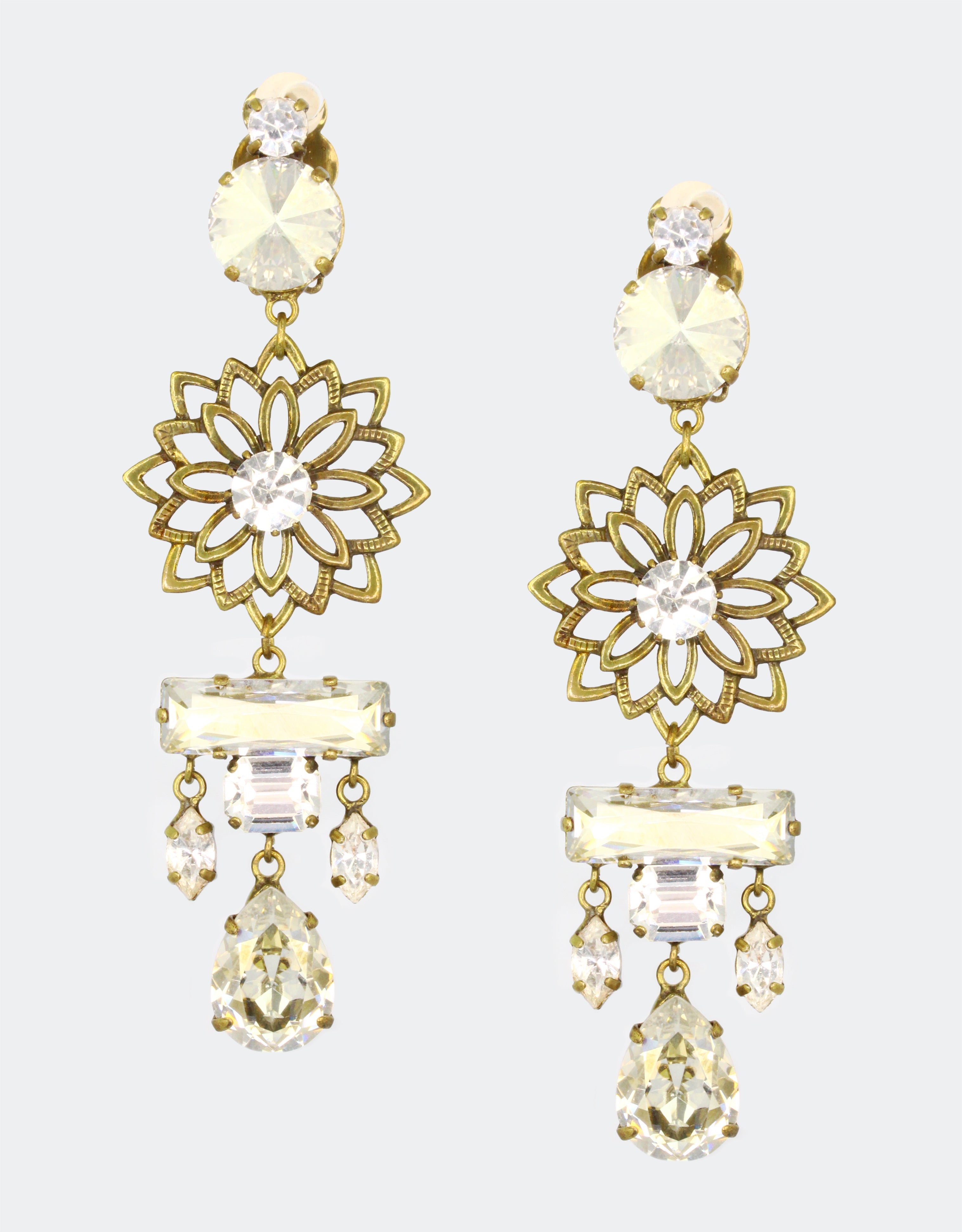 vintage aamina crystal earrings by selene crystals