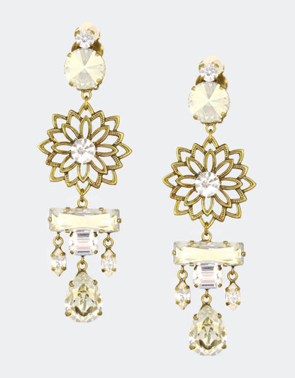 vintage aamina crystal earrings by selene crystals