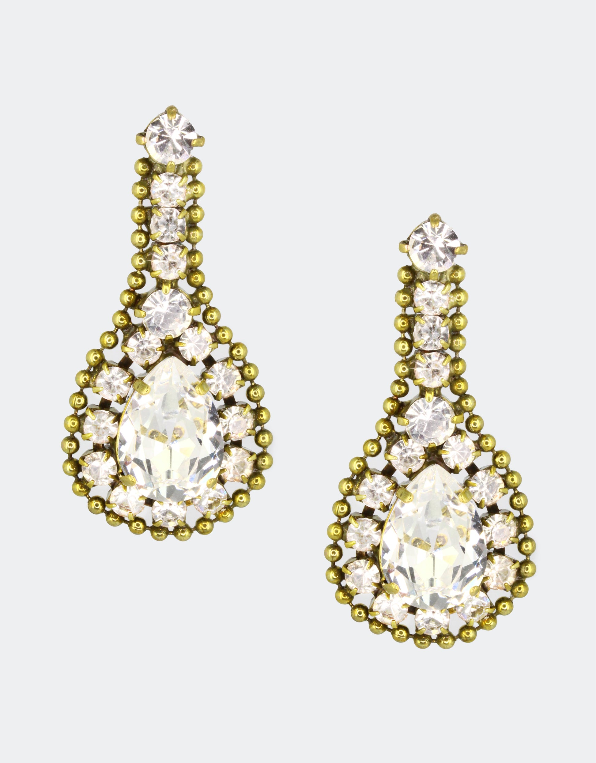 selen crystal has a pair of vintage crystal earrings with royal jewellery design